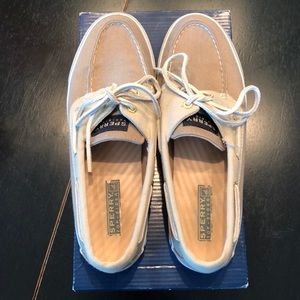 SPERRY boat shoes